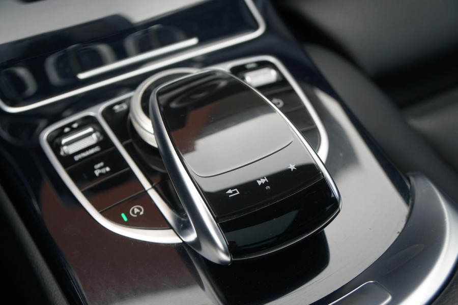 Mercedes-Benz C-Klasse Estate 180 AMG Sport Edition *INCL BTW* + PANODAK / BI-XENON / 19'' LMV / STOELVERWARMING