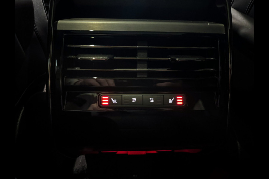 Land Rover Range Rover Sport P440e Dynamic SE MattGrey|Pano|360|Luchtv|Memory|Sfeer Land Rover Range Rover Sport P440e Dynamic SE MattGrey|Pano|360|Luchtv|Memory|Sfeer