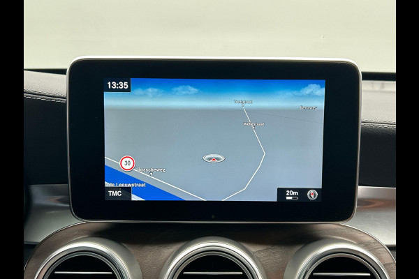 Mercedes-Benz GLC 350e 4MATIC Business PHEV Pano/dak Trekhaak Rondomzicht/Camera Mercedes-Benz GLC 350e 4MATIC Business PHEV Pano/dak Trekhaak Rondomzicht/Camera