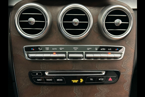 Mercedes-Benz GLC 350e 4MATIC Business PHEV Pano/dak Trekhaak Rondomzicht/Camera Mercedes-Benz GLC 350e 4MATIC Business PHEV Pano/dak Trekhaak Rondomzicht/Camera