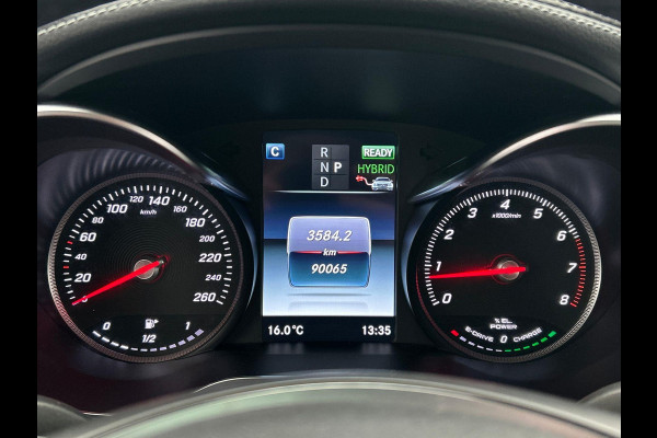 Mercedes-Benz GLC 350e 4MATIC Business PHEV Pano/dak Trekhaak Rondomzicht/Camera Mercedes-Benz GLC 350e 4MATIC Business PHEV Pano/dak Trekhaak Rondomzicht/Camera