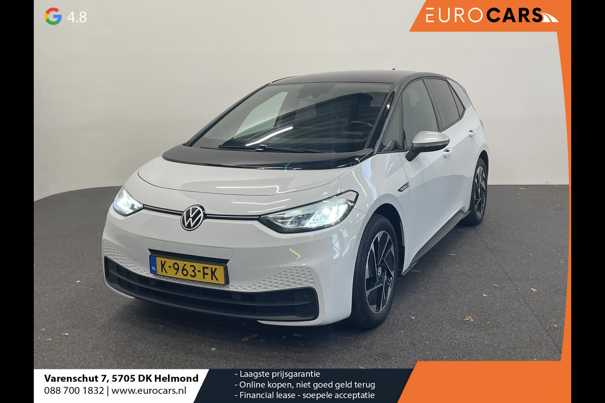 Volkswagen ID.3 First 58 kWh Auto. Navigatie Apple Carplay/ Android Auto Parkeersensoren Adaptive Cruise Control Stoel- en stuurverwarming Climate Control Lichtmetalen velgen