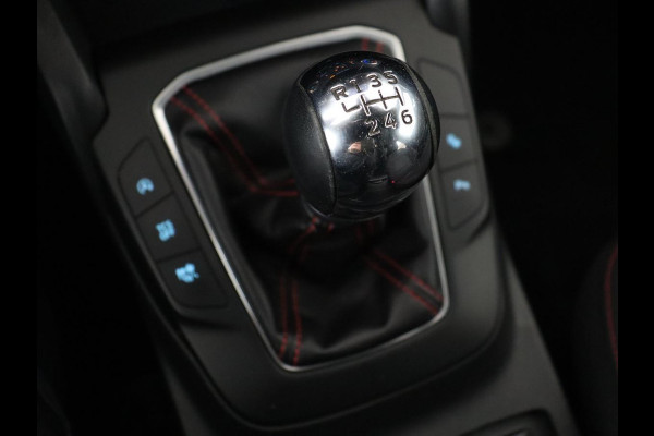 Ford Focus 1.5 EcoBoost ST Line | Panoramadak | Adaptive cruise | Stoel & stuurverwarming | Camera | B&O Sound | Carplay | Navigatie | Full LED | Park Assist | Airco Ford Focus 1.5 EcoBoost ST Line | Panoramadak | Adaptive cruise | Stoel & stuurverwarming | Camera | B&O Sound | Carplay | Navigatie | Full LED | Park Assist | Airco