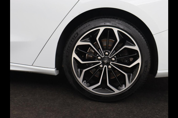 Ford Focus 1.5 EcoBoost ST Line | Panoramadak | Adaptive cruise | Stoel & stuurverwarming | Camera | B&O Sound | Carplay | Navigatie | Full LED | Park Assist | Airco Ford Focus 1.5 EcoBoost ST Line | Panoramadak | Adaptive cruise | Stoel & stuurverwarming | Camera | B&O Sound | Carplay | Navigatie | Full LED | Park Assist | Airco