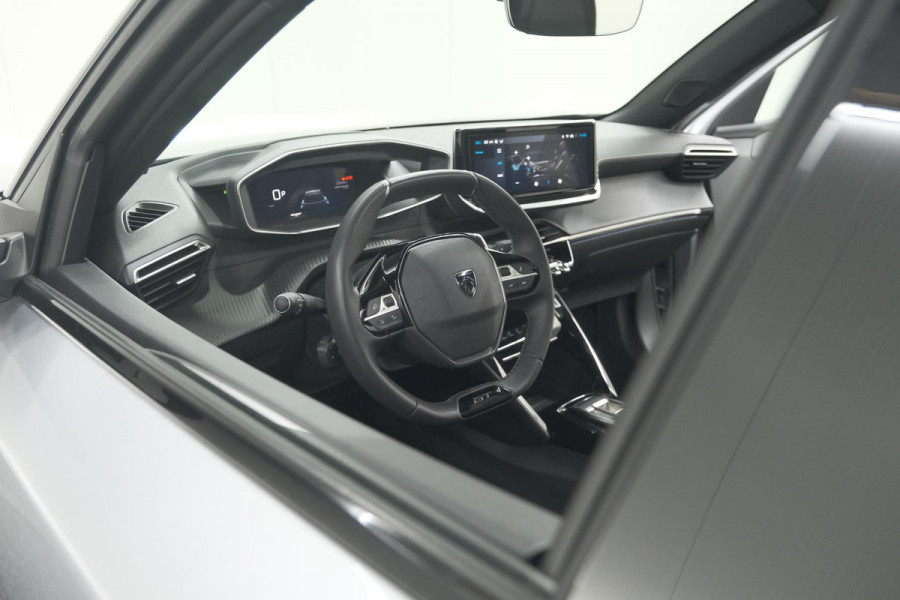 Peugeot 2008 Hybrid 136 e-DSC6 GT | 360 Camera | Panoramadak | Adaptieve Cruise Control | Dodehoekdetectie | Navigatie Peugeot 2008 Hybrid 136 e-DSC6 GT | 360 Camera | Panoramadak | Adaptieve Cruise Control | Dodehoekdetectie | Navigatie