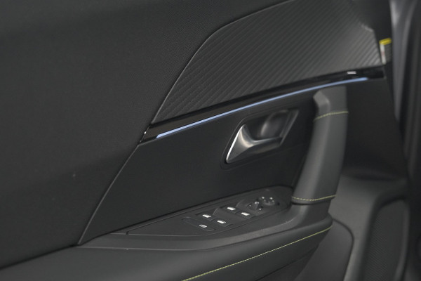 Peugeot 2008 Hybrid 136 e-DSC6 GT | 360 Camera | Panoramadak | Adaptieve Cruise Control | Dodehoekdetectie | Navigatie Peugeot 2008 Hybrid 136 e-DSC6 GT | 360 Camera | Panoramadak | Adaptieve Cruise Control | Dodehoekdetectie | Navigatie