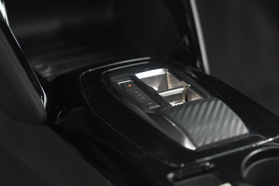 Peugeot 2008 Hybrid 136 e-DSC6 GT | 360 Camera | Panoramadak | Adaptieve Cruise Control | Dodehoekdetectie | Navigatie Peugeot 2008 Hybrid 136 e-DSC6 GT | 360 Camera | Panoramadak | Adaptieve Cruise Control | Dodehoekdetectie | Navigatie