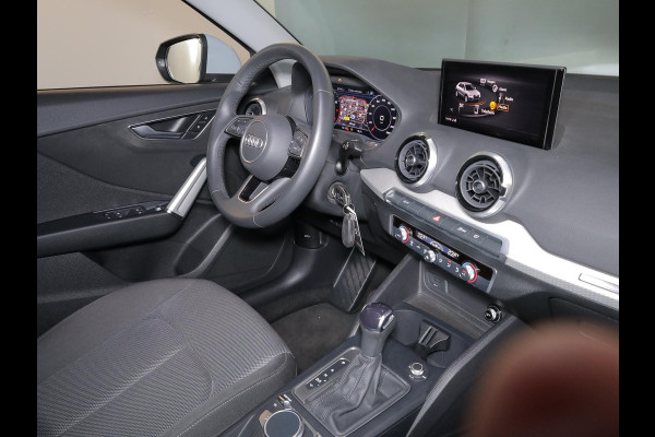 Audi Q2 35 TFSI Advanced edition 150 pk S-tronic | Navigatie | Parkeersensoren achter | Autom. airco | Apple Carplay/Android Auto | LED koplampen | Audi Q2 35 TFSI Advanced edition 150 pk S-tronic | Navigatie | Parkeersensoren achter | Autom. airco | Apple Carplay/Android Auto | LED koplampen |