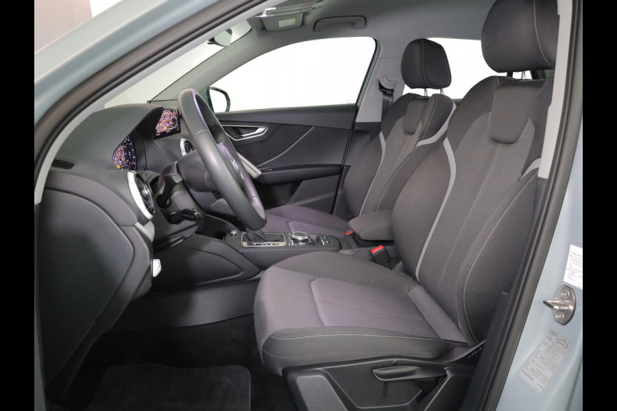 Audi Q2 35 TFSI Advanced edition 150 pk S-tronic | Navigatie | Parkeersensoren achter | Autom. airco | Apple Carplay/Android Auto | LED koplampen | Audi Q2 35 TFSI Advanced edition 150 pk S-tronic | Navigatie | Parkeersensoren achter | Autom. airco | Apple Carplay/Android Auto | LED koplampen |