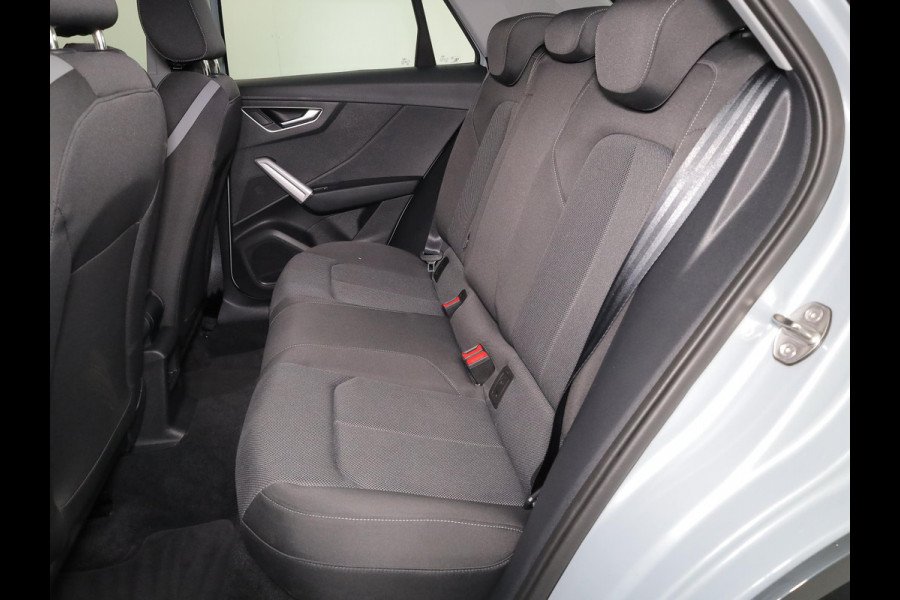 Audi Q2 35 TFSI Advanced edition 150 pk S-tronic | Navigatie | Parkeersensoren achter | Autom. airco | Apple Carplay/Android Auto | LED koplampen | Audi Q2 35 TFSI Advanced edition 150 pk S-tronic | Navigatie | Parkeersensoren achter | Autom. airco | Apple Carplay/Android Auto | LED koplampen |