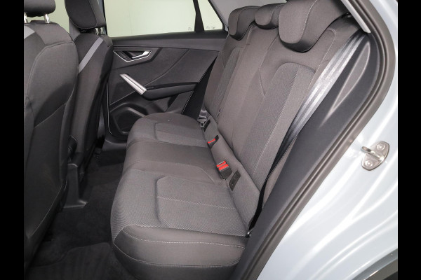 Audi Q2 35 TFSI Advanced edition 150 pk S-tronic | Navigatie | Parkeersensoren achter | Autom. airco | Apple Carplay/Android Auto | LED koplampen | Audi Q2 35 TFSI Advanced edition 150 pk S-tronic | Navigatie | Parkeersensoren achter | Autom. airco | Apple Carplay/Android Auto | LED koplampen |