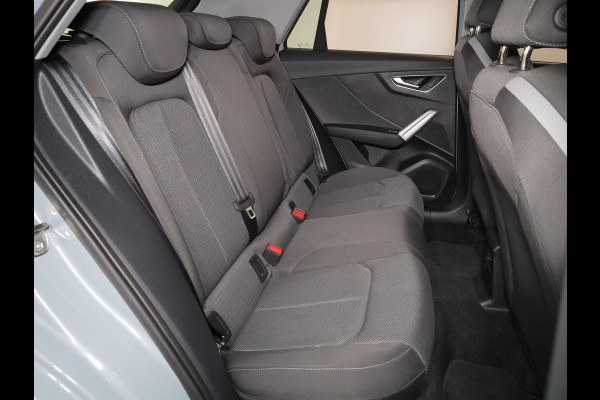 Audi Q2 35 TFSI Advanced edition 150 pk S-tronic | Navigatie | Parkeersensoren achter | Autom. airco | Apple Carplay/Android Auto | LED koplampen | Audi Q2 35 TFSI Advanced edition 150 pk S-tronic | Navigatie | Parkeersensoren achter | Autom. airco | Apple Carplay/Android Auto | LED koplampen |