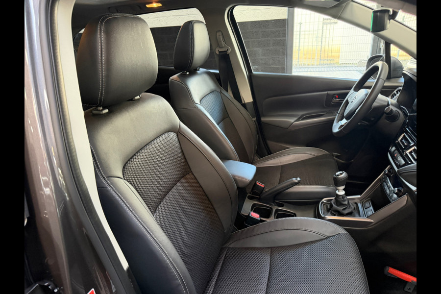 Suzuki S-Cross 1.4 Boosterjet Style Smart Hybrid | Pano | 360 Camera | 1/2 Leder | Stoelverwarming | NL Auto | NAP