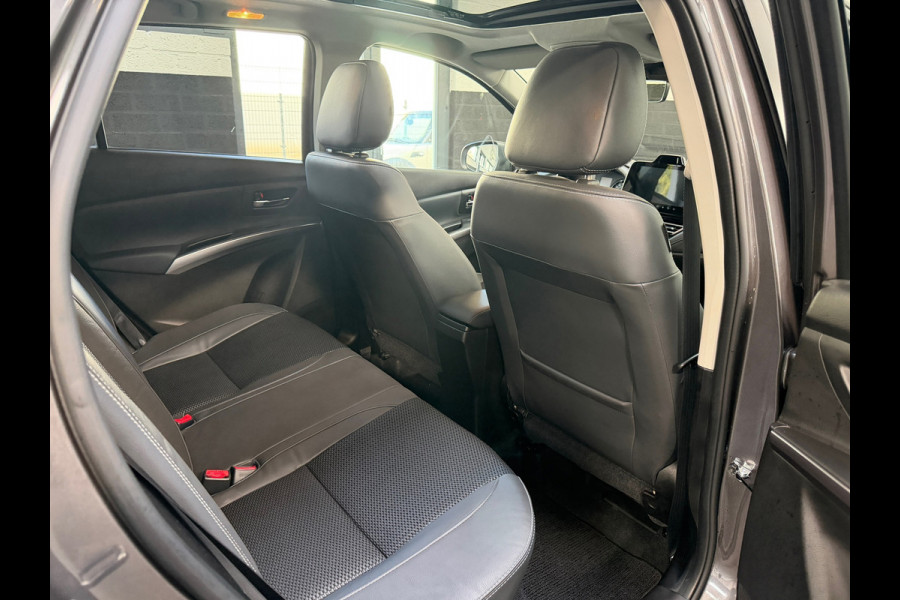 Suzuki S-Cross 1.4 Boosterjet Style Smart Hybrid | Pano | 360 Camera | 1/2 Leder | Stoelverwarming | NL Auto | NAP
