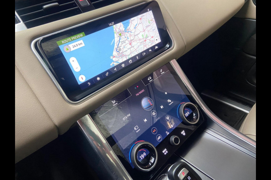 Land Rover Range Rover Sport P400 HYBRID PANO/HEADUP/DEALER ONDERHOUDEN Land Rover Range Rover Sport P400 HYBRID PANO/HEADUP/DEALER ONDERHOUDEN