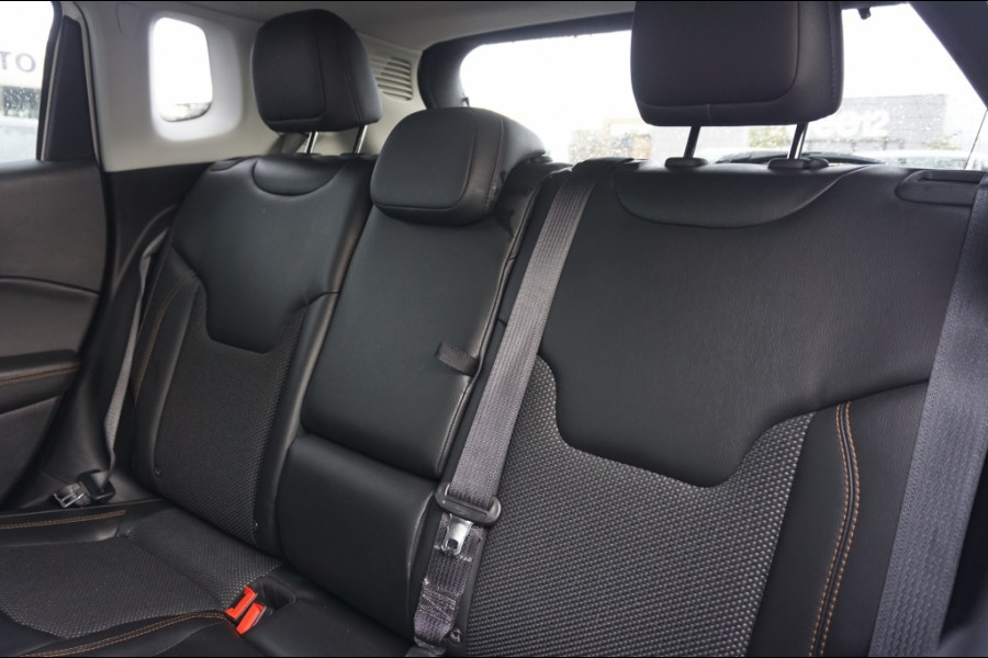 Jeep Compass 170PK 4x4 AUTOMAAT BEATS AUDIO | WINTERPACK | TREKHAAK | LUXE!