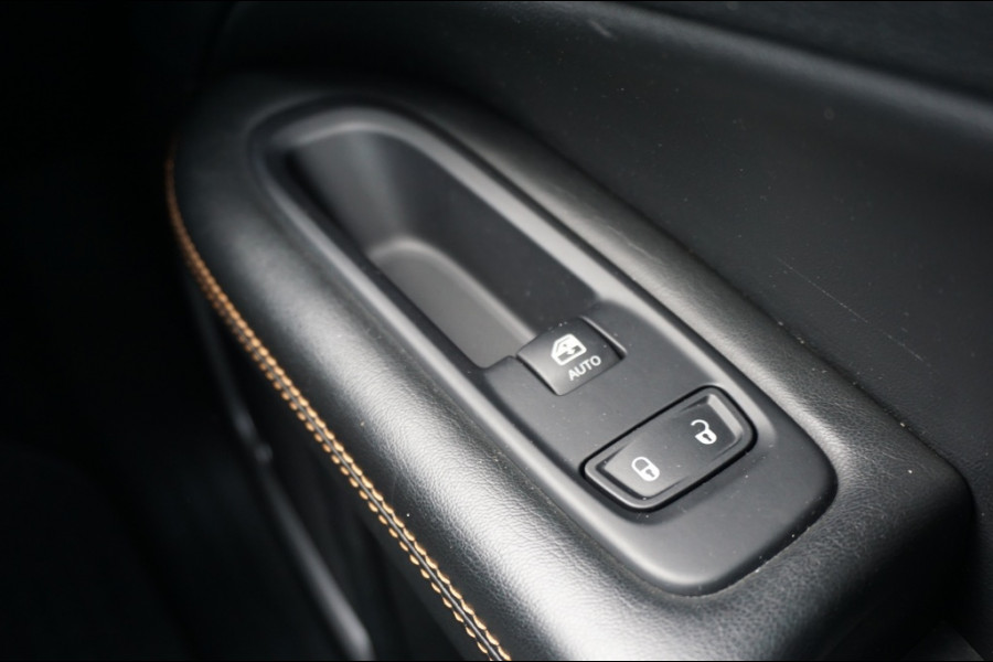 Jeep Compass 170PK 4x4 AUTOMAAT BEATS AUDIO | WINTERPACK | TREKHAAK | LUXE!