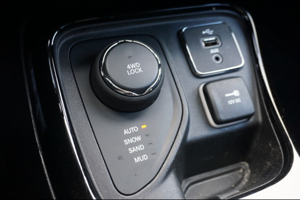 Jeep Compass 170PK 4x4 AUTOMAAT BEATS AUDIO | WINTERPACK | TREKHAAK | LUXE!