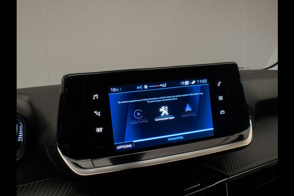 Peugeot 208 1.2 PureTech Sport (APPLE CARPLAY,NAVI,CRUISE,LED,LANE ASSIST,DAB,SPORTSTOELEN,NIEUWE APK,NETTE STAAT)