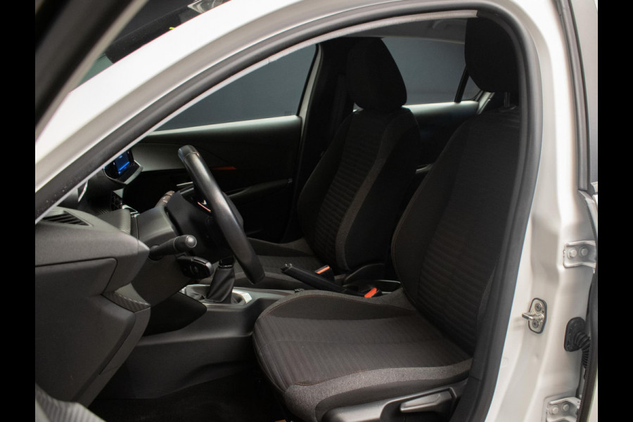 Peugeot 208 1.2 PureTech Sport (APPLE CARPLAY,NAVI,CRUISE,LED,LANE ASSIST,DAB,SPORTSTOELEN,NIEUWE APK,NETTE STAAT)