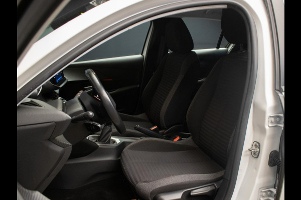 Peugeot 208 1.2 PureTech Sport (APPLE CARPLAY,NAVI,CRUISE,LED,LANE ASSIST,DAB,SPORTSTOELEN,NIEUWE APK,NETTE STAAT)