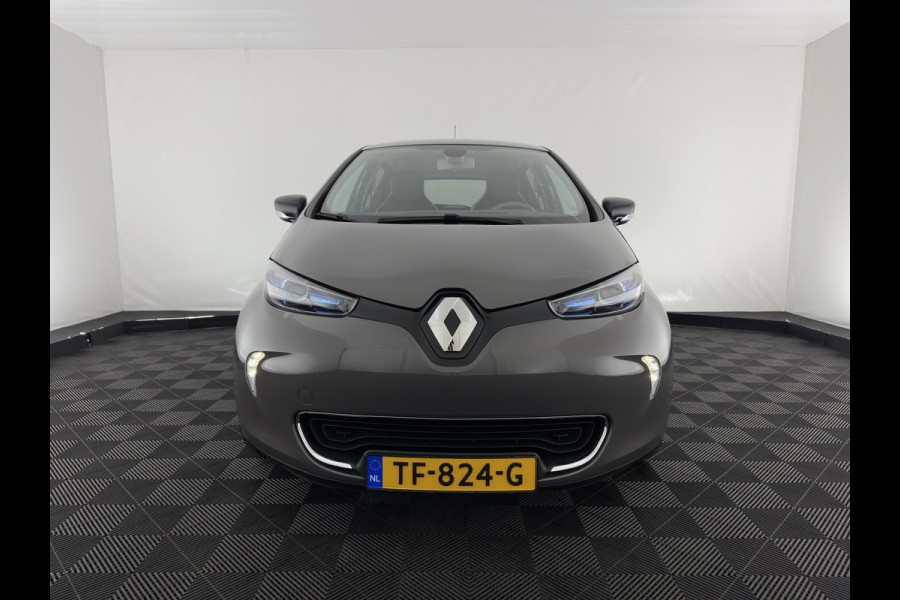 Renault ZOE (inclusive-battery) Q90 Bose Quickcharge 41 kWh Edition One {SOH-92%} LUXURY-LEATHER | FULL-LED | DIGI-COCKPIT | HEATED-COMFORTSEATS | BOSE-PREMIUM-AUDIO | CAMERA | R-LINK | PDC | PRIVACY-GLASS |  17"ALU* Renault ZOE (inclusive-battery) Q90 Bose Quickcharge 41 kWh Edition One {SOH-92%} LUXURY-LEATHER | FULL-LED | DIGI-COCKPIT | HEATED-COMFORTSEATS | BOSE-PREMIUM-AUDIO | CAMERA | R-LINK | PDC | PRIVACY-GLASS |  17"ALU*