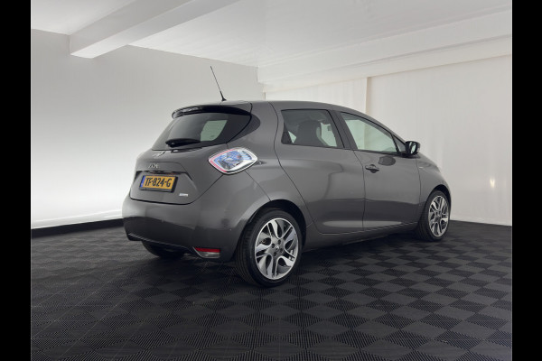 Renault ZOE (inclusive-battery) Q90 Bose Quickcharge 41 kWh Edition One {SOH-92%} LUXURY-LEATHER | FULL-LED | DIGI-COCKPIT | HEATED-COMFORTSEATS | BOSE-PREMIUM-AUDIO | CAMERA | R-LINK | PDC | PRIVACY-GLASS |  17"ALU* Renault ZOE (inclusive-battery) Q90 Bose Quickcharge 41 kWh Edition One {SOH-92%} LUXURY-LEATHER | FULL-LED | DIGI-COCKPIT | HEATED-COMFORTSEATS | BOSE-PREMIUM-AUDIO | CAMERA | R-LINK | PDC | PRIVACY-GLASS |  17"ALU*