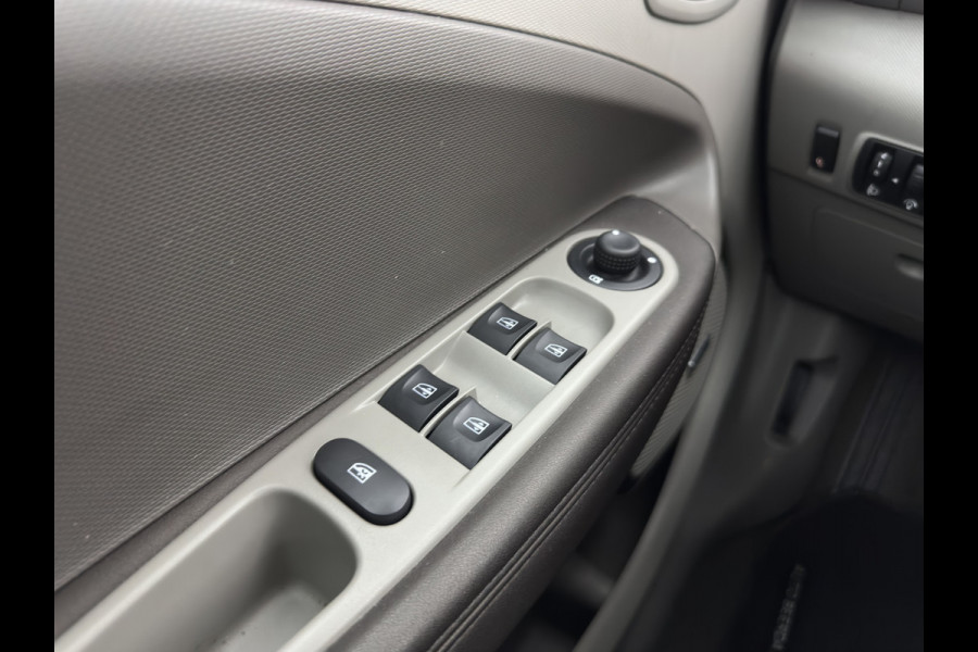 Renault ZOE (inclusive-battery) Q90 Bose Quickcharge 41 kWh Edition One {SOH-92%} LUXURY-LEATHER | FULL-LED | DIGI-COCKPIT | HEATED-COMFORTSEATS | BOSE-PREMIUM-AUDIO | CAMERA | R-LINK | PDC | PRIVACY-GLASS |  17"ALU* Renault ZOE (inclusive-battery) Q90 Bose Quickcharge 41 kWh Edition One {SOH-92%} LUXURY-LEATHER | FULL-LED | DIGI-COCKPIT | HEATED-COMFORTSEATS | BOSE-PREMIUM-AUDIO | CAMERA | R-LINK | PDC | PRIVACY-GLASS |  17"ALU*