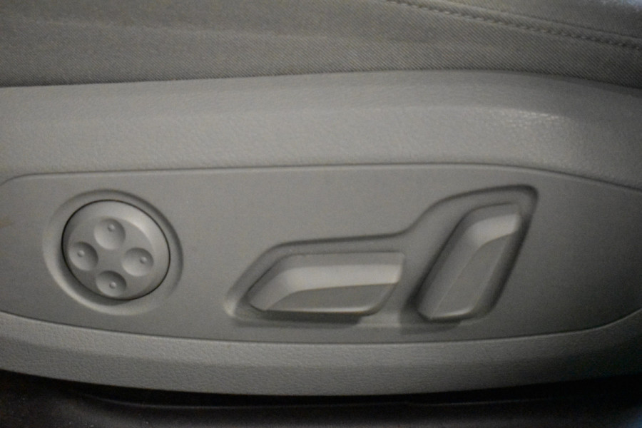 Audi A4 Avant 35 TFSI 2.0 150PK PRO LINE NAVI/CAMERA/LED