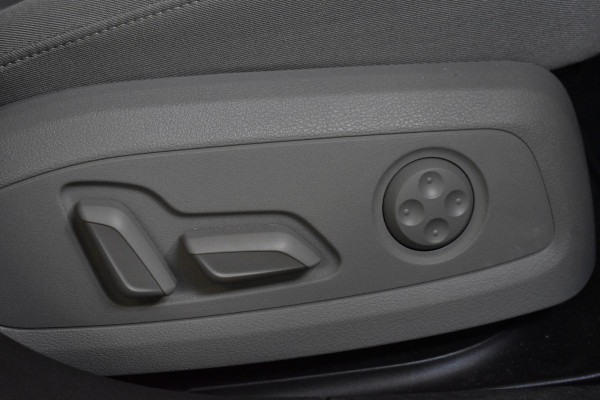 Audi A4 Avant 35 TFSI 2.0 150PK PRO LINE NAVI/CAMERA/LED