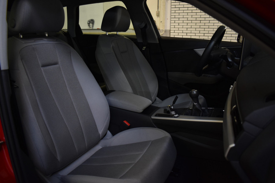 Audi A4 Avant 35 TFSI 2.0 150PK PRO LINE NAVI/CAMERA/LED