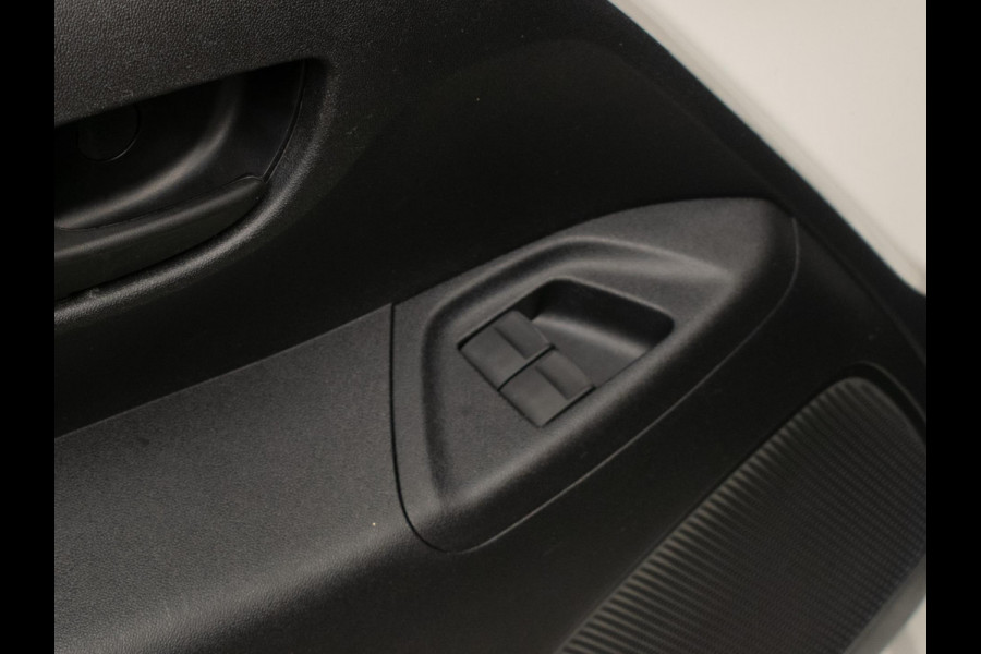 Toyota Aygo 1.0 VVT-i x-fun Sport (AIRCO,BLUETOOTH,CRUISE,LED,SPORTSTOELEN,NIEUWE APK,NETTE STAAT)