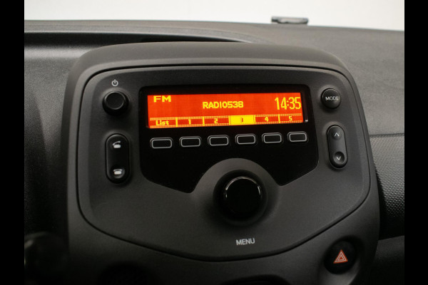 Toyota Aygo 1.0 VVT-i x-fun Sport (AIRCO,BLUETOOTH,CRUISE,LED,SPORTSTOELEN,NIEUWE APK,NETTE STAAT)