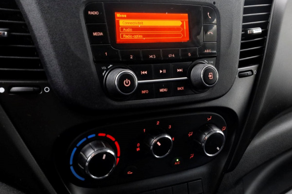 Iveco Daily 35C15 3.0 150pk L4H2 Dubbel Lucht Airco/Trekhaak 3500kg 03-2019