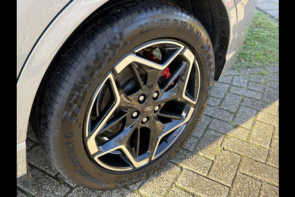 Ford Kuga 2.5 PHEV ST-Line X 243pk | Driver Assistance pack | Winterpack | Technology Pack | Panoramadak | Wegklapbare Trekhaak | 19 inch Licht metaal | Ford Kuga 2.5 PHEV ST-Line X 243pk | Driver Assistance pack | Winterpack | Technology Pack | Panoramadak | Wegklapbare Trekhaak | 19 inch Licht metaal |