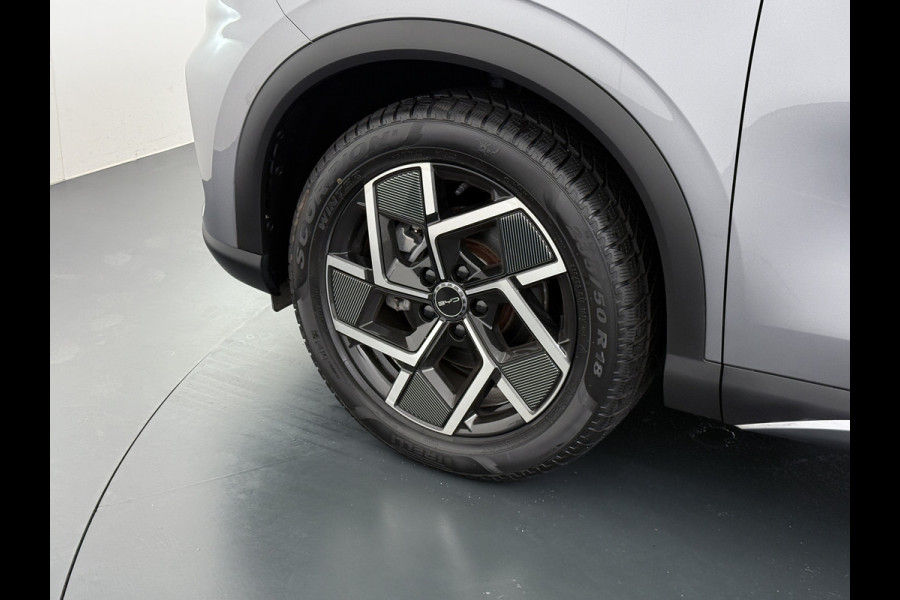 BYD ATTO 3 ACCU 60kWh Design Pano-dak Leer+Elektr.Verst. Warmtepomp Adaptieve Cruise 360°Camera Apple Carplay Android Auto Elektr.Achterklep Des Verkeersbord detectie WiFi DAB Led Rijstrooksensor Keyless Smartphone Entry Fabrieksgarantie tot 14-12-2030/150.000km Garantie op de LFP Accu tot 14-12-2030/200.000km €44.000,- Nieuw! BYD ATTO 3 ACCU 60kWh Design Pano-dak Leer+Elektr.Verst. Warmtepomp Adaptieve Cruise 360°Camera Apple Carplay Android Auto Elektr.Achterklep Des Verkeersbord detectie WiFi DAB Led Rijstrooksensor Keyless Smartphone Entry Fabrieksgarantie tot 14-12-2030/150.000km Garantie op de LFP Accu tot 14-12-2030/200.000km €44.000,- Nieuw!