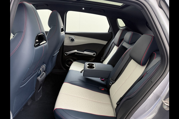 BYD ATTO 3 ACCU 60kWh Design Pano-dak Leer+Elektr.Verst. Warmtepomp Adaptieve Cruise 360°Camera Apple Carplay Android Auto Elektr.Achterklep Des Verkeersbord detectie WiFi DAB Led Rijstrooksensor Keyless Smartphone Entry Fabrieksgarantie tot 14-12-2030/150.000km Garantie op de LFP Accu tot 14-12-2030/200.000km €44.000,- Nieuw! BYD ATTO 3 ACCU 60kWh Design Pano-dak Leer+Elektr.Verst. Warmtepomp Adaptieve Cruise 360°Camera Apple Carplay Android Auto Elektr.Achterklep Des Verkeersbord detectie WiFi DAB Led Rijstrooksensor Keyless Smartphone Entry Fabrieksgarantie tot 14-12-2030/150.000km Garantie op de LFP Accu tot 14-12-2030/200.000km €44.000,- Nieuw!