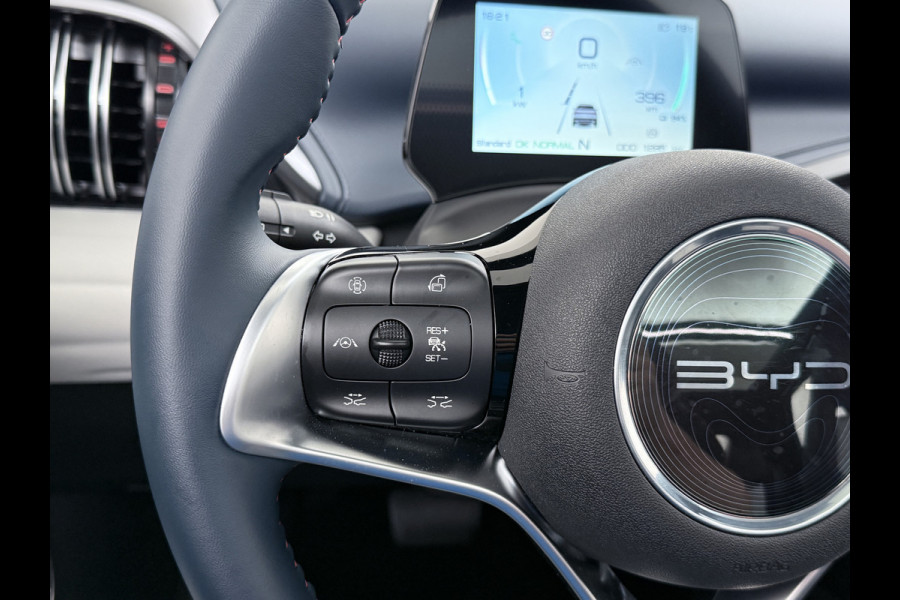 BYD ATTO 3 ACCU 60kWh Design Pano-dak Leer+Elektr.Verst. Warmtepomp Adaptieve Cruise 360°Camera Apple Carplay Android Auto Elektr.Achterklep Des Verkeersbord detectie WiFi DAB Led Rijstrooksensor Keyless Smartphone Entry Fabrieksgarantie tot 14-12-2030/150.000km Garantie op de LFP Accu tot 14-12-2030/200.000km €44.000,- Nieuw! BYD ATTO 3 ACCU 60kWh Design Pano-dak Leer+Elektr.Verst. Warmtepomp Adaptieve Cruise 360°Camera Apple Carplay Android Auto Elektr.Achterklep Des Verkeersbord detectie WiFi DAB Led Rijstrooksensor Keyless Smartphone Entry Fabrieksgarantie tot 14-12-2030/150.000km Garantie op de LFP Accu tot 14-12-2030/200.000km €44.000,- Nieuw!