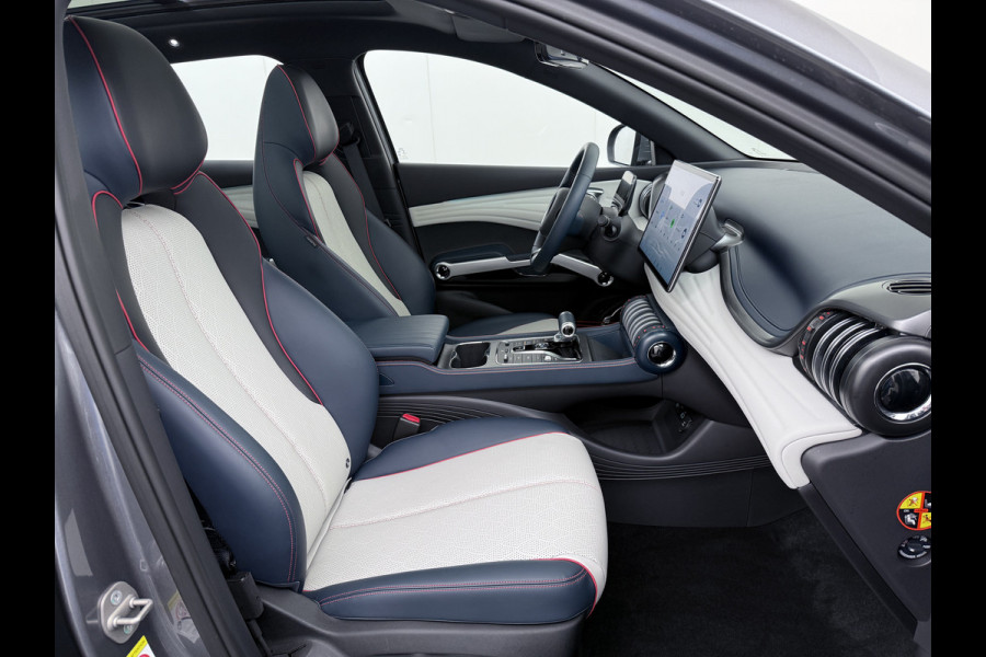 BYD ATTO 3 ACCU 60kWh Design Pano-dak Leer+Elektr.Verst. Warmtepomp Adaptieve Cruise 360°Camera Apple Carplay Android Auto Elektr.Achterklep Des Verkeersbord detectie WiFi DAB Led Rijstrooksensor Keyless Smartphone Entry Fabrieksgarantie tot 14-12-2030/150.000km Garantie op de LFP Accu tot 14-12-2030/200.000km €44.000,- Nieuw! BYD ATTO 3 ACCU 60kWh Design Pano-dak Leer+Elektr.Verst. Warmtepomp Adaptieve Cruise 360°Camera Apple Carplay Android Auto Elektr.Achterklep Des Verkeersbord detectie WiFi DAB Led Rijstrooksensor Keyless Smartphone Entry Fabrieksgarantie tot 14-12-2030/150.000km Garantie op de LFP Accu tot 14-12-2030/200.000km €44.000,- Nieuw!