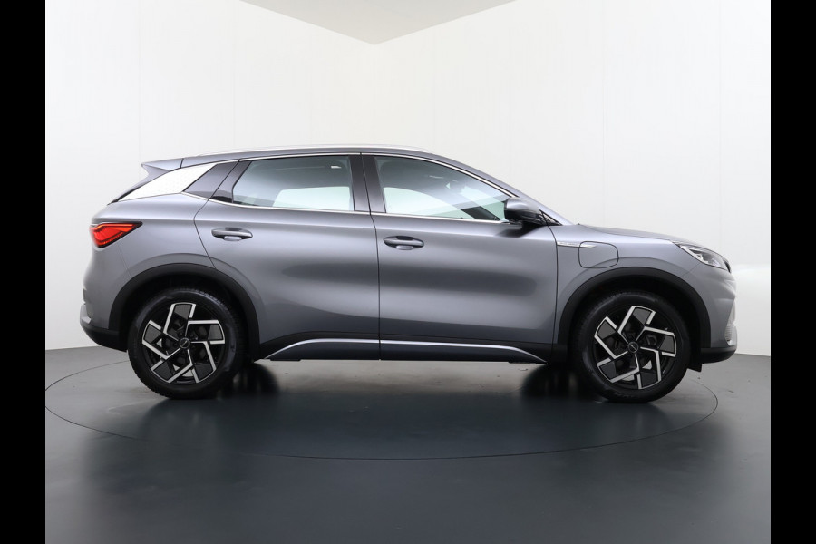 BYD ATTO 3 ACCU 60kWh Design Pano-dak Leer+Elektr.Verst. Warmtepomp Adaptieve Cruise 360°Camera Apple Carplay Android Auto Elektr.Achterklep Des Verkeersbord detectie WiFi DAB Led Rijstrooksensor Keyless Smartphone Entry Fabrieksgarantie tot 14-12-2030/150.000km Garantie op de LFP Accu tot 14-12-2030/200.000km €44.000,- Nieuw! BYD ATTO 3 ACCU 60kWh Design Pano-dak Leer+Elektr.Verst. Warmtepomp Adaptieve Cruise 360°Camera Apple Carplay Android Auto Elektr.Achterklep Des Verkeersbord detectie WiFi DAB Led Rijstrooksensor Keyless Smartphone Entry Fabrieksgarantie tot 14-12-2030/150.000km Garantie op de LFP Accu tot 14-12-2030/200.000km €44.000,- Nieuw!