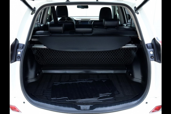 Toyota RAV4 2.5 Hybrid AWD Executive | 360 Camera | Leder | Adaptive Cruise Toyota RAV4 2.5 Hybrid AWD Executive | 360 Camera | Leder | Adaptive Cruise