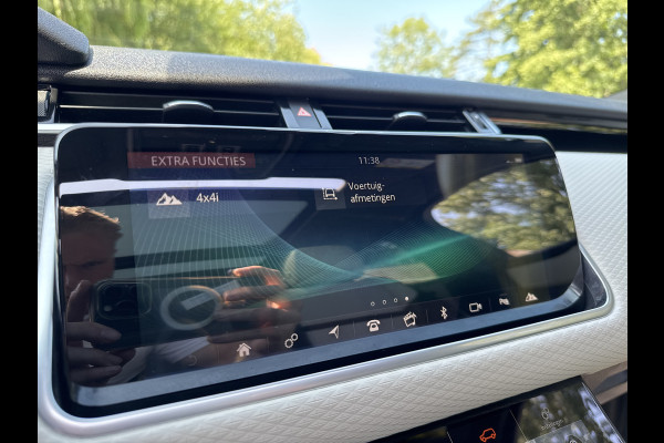 Land Rover Range Rover Velar 2.0 250PK AWD R-DYNAMIC BLACK PACK SE LEDER/VIRTUAL/PANORAMADAK