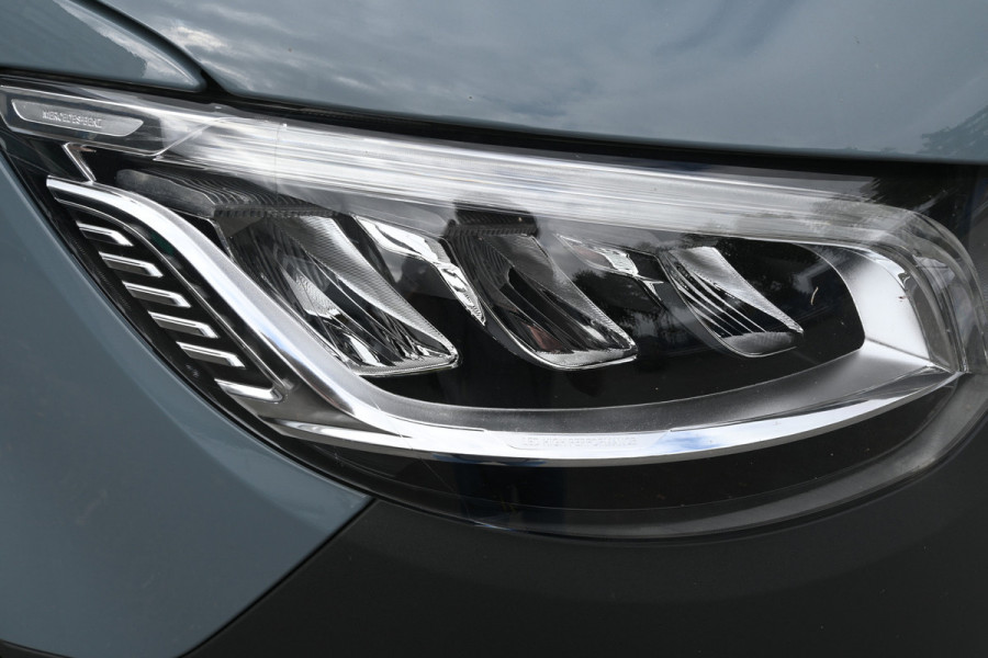 Mercedes-Benz Sprinter 319 CDI 4x4 L2H2 Pro HD Distronic, Draaistoelen, LED, Electrische schuifdeur Mercedes-Benz Sprinter 319 CDI 4x4 L2H2 Pro HD Distronic, Draaistoelen, LED, Electrische schuifdeur