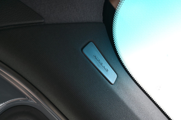 Mercedes-Benz Sprinter 319 CDI 4x4 L2H2 Pro HD Distronic, Draaistoelen, LED, Electrische schuifdeur Mercedes-Benz Sprinter 319 CDI 4x4 L2H2 Pro HD Distronic, Draaistoelen, LED, Electrische schuifdeur