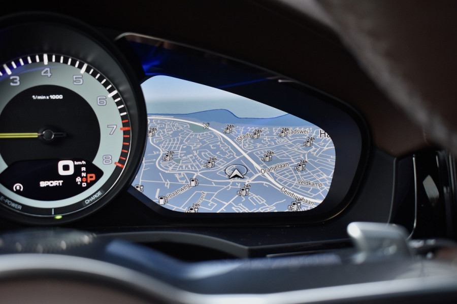 Porsche Cayenne Coupé 3.0 E-Hybrid 462pk SportDesign | Pano | 22'' Wielen | ACC | Softclose | Bose | Stoelventilatie | Head-Up | 360 Camera | Porsche Cayenne Coupé 3.0 E-Hybrid 462pk SportDesign | Pano | 22'' Wielen | ACC | Softclose | Bose | Stoelventilatie | Head-Up | 360 Camera |