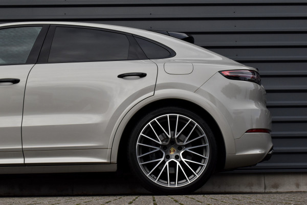 Porsche Cayenne Coupé 3.0 E-Hybrid 462pk SportDesign | Pano | 22'' Wielen | ACC | Softclose | Bose | Stoelventilatie | Head-Up | 360 Camera | Porsche Cayenne Coupé 3.0 E-Hybrid 462pk SportDesign | Pano | 22'' Wielen | ACC | Softclose | Bose | Stoelventilatie | Head-Up | 360 Camera |