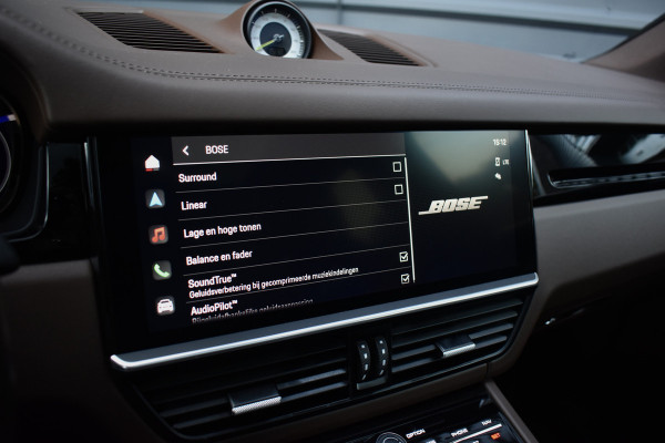 Porsche Cayenne Coupé 3.0 E-Hybrid 462pk SportDesign | Pano | 22'' Wielen | ACC | Softclose | Bose | Stoelventilatie | Head-Up | 360 Camera | Porsche Cayenne Coupé 3.0 E-Hybrid 462pk SportDesign | Pano | 22'' Wielen | ACC | Softclose | Bose | Stoelventilatie | Head-Up | 360 Camera |