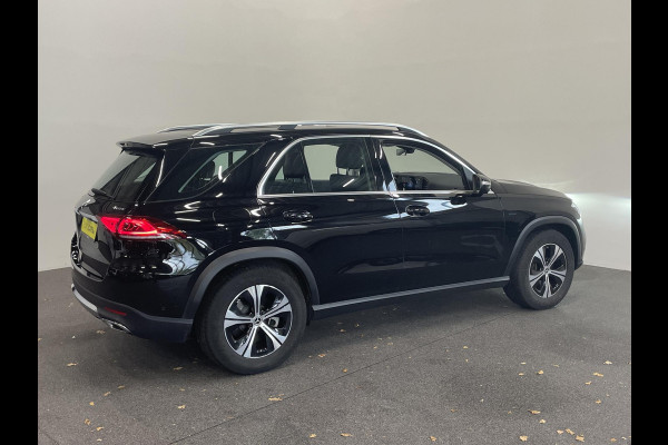 Mercedes-Benz GLE 350 e 4MATIC Navigatie Apple Carplay/Android Auto 360 Camera Parkeersensoren Head-up-display Cruise Control Stoelverwarming voor en achter Stuurverwarming Sfeerverlichting Virtual Cockpit Climate Control