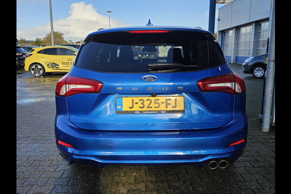 Ford FOCUS Wagon 1.5 EcoBoost ST-line Business 150 pk | Full led | PDC v+a | Trekhaak afneembaar | Keyless entry | Winterpack | Camera | Lane assist etc. Ford FOCUS Wagon 1.5 EcoBoost ST-line Business 150 pk | Full led | PDC v+a | Trekhaak afneembaar | Keyless entry | Winterpack | Camera | Lane assist etc.
