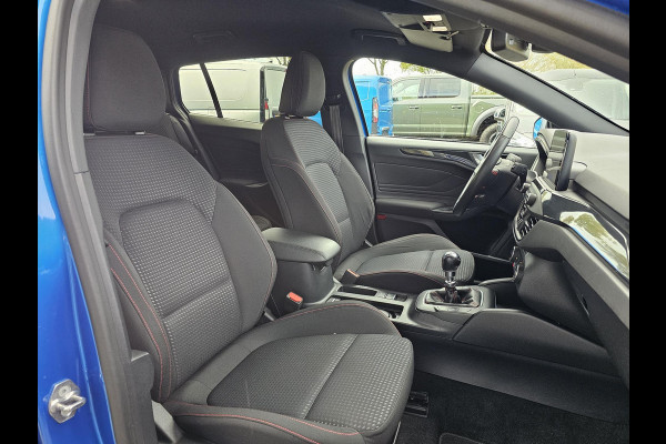 Ford FOCUS Wagon 1.5 EcoBoost ST-line Business 150 pk | Full led | PDC v+a | Trekhaak afneembaar | Keyless entry | Winterpack | Camera | Lane assist etc. Ford FOCUS Wagon 1.5 EcoBoost ST-line Business 150 pk | Full led | PDC v+a | Trekhaak afneembaar | Keyless entry | Winterpack | Camera | Lane assist etc.